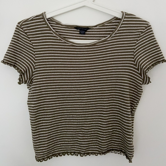 American Eagle striped lettuce trim crop top - Picture 3 of 4
